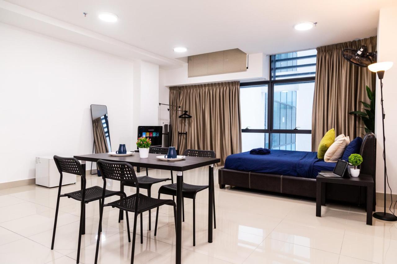 Studio Units At Pacific Tower Near Jaya One By Comfyasia Petaling Jaya Exterior photo