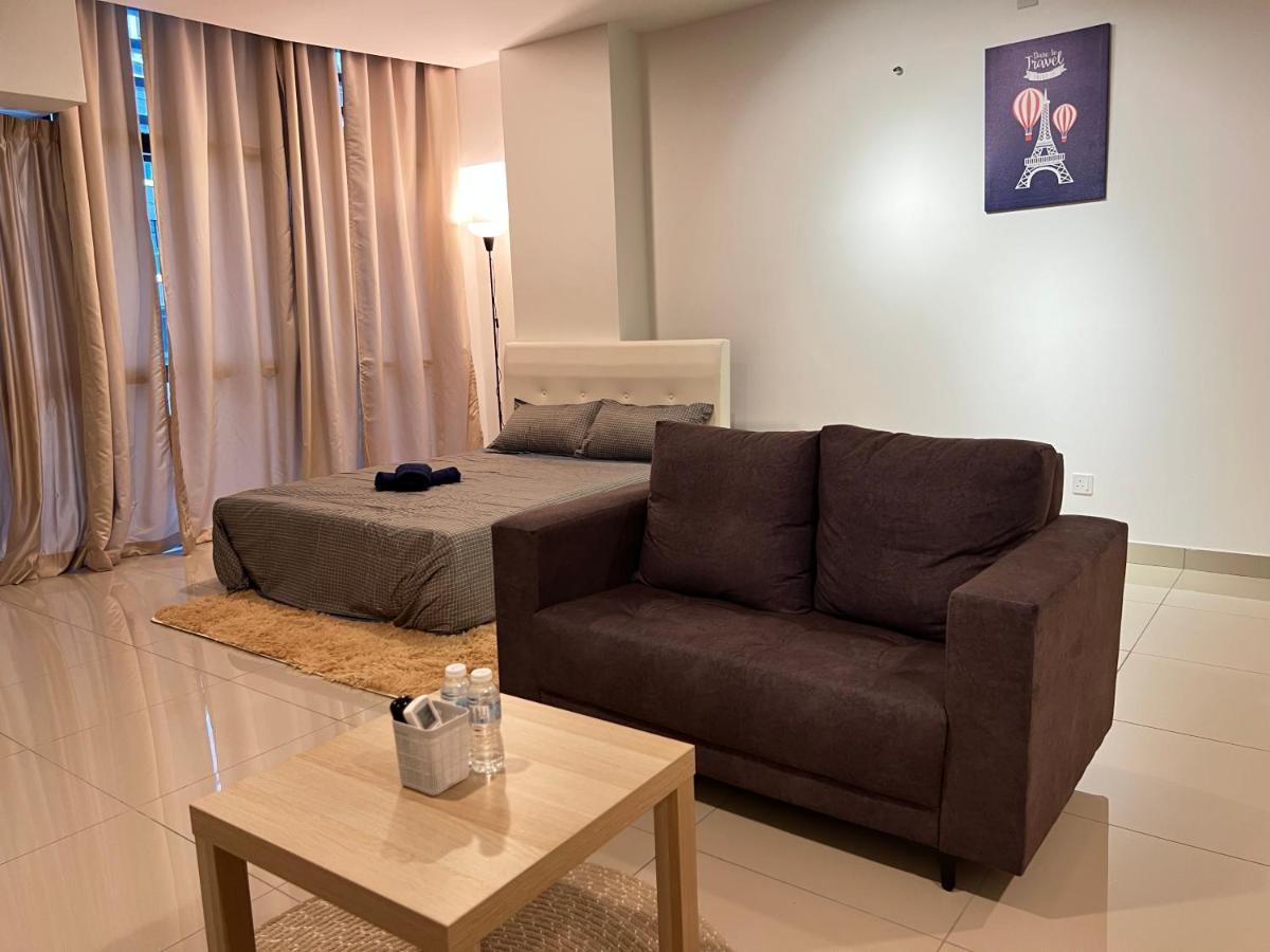Studio Units At Pacific Tower Near Jaya One By Comfyasia Petaling Jaya Exterior photo