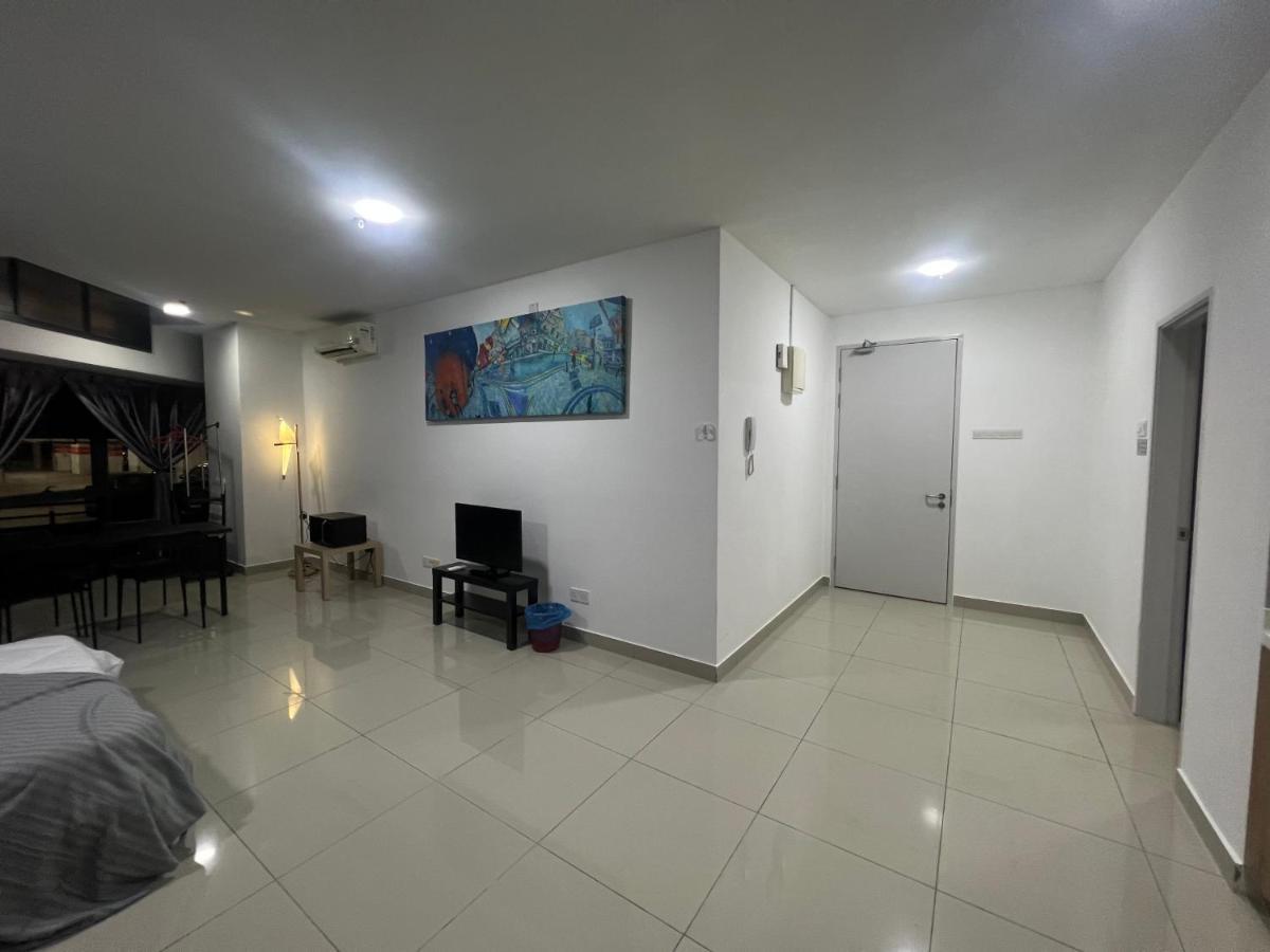 Studio Units At Pacific Tower Near Jaya One By Comfyasia Petaling Jaya Exterior photo