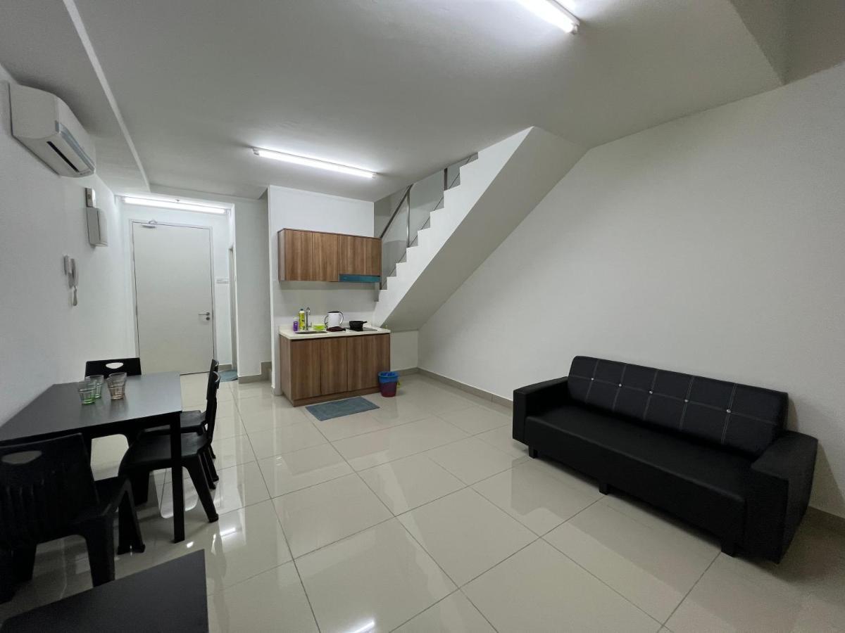 Studio Units At Pacific Tower Near Jaya One By Comfyasia Petaling Jaya Exterior photo